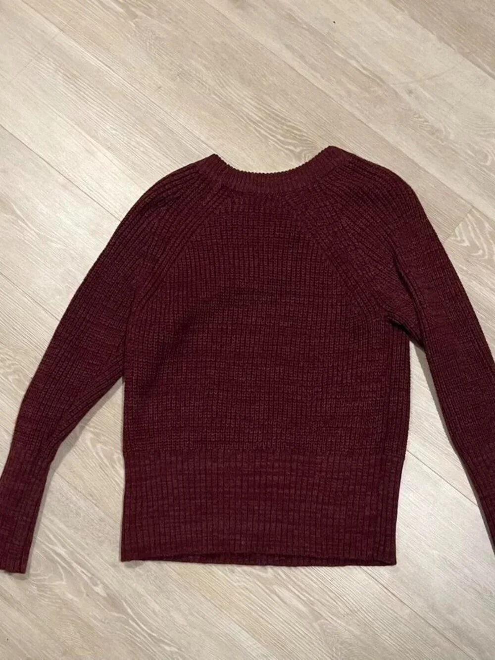 Burgundy sweater Universal Thread women's M - Picture 2 of 4
